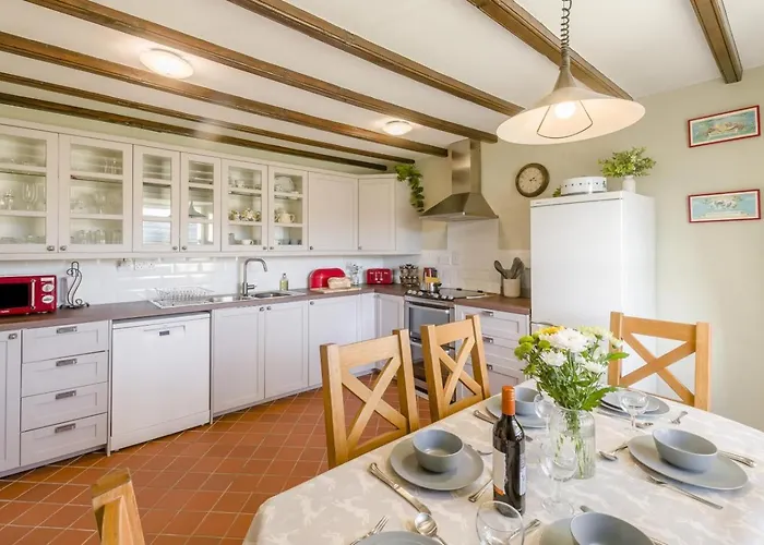 3 Bed In Row Oc-h34097 Vakantiehuis