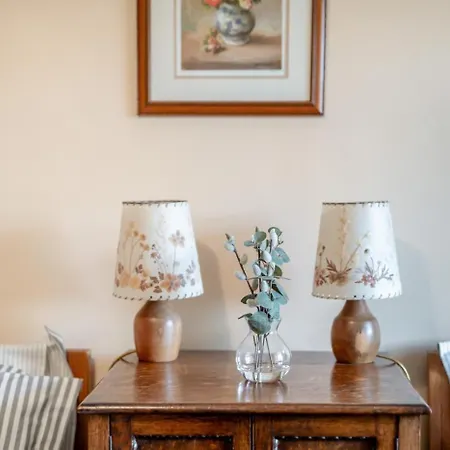 3 Bed In Row Oc-h34097 別荘 *