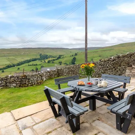 4 Bed In Row Oc-h34097 Holiday home *