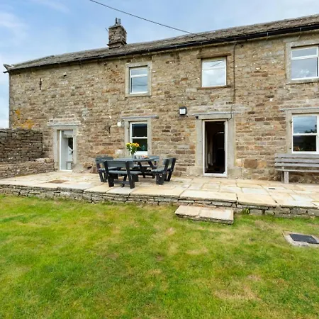 4 Bed In Row Oc-h34097