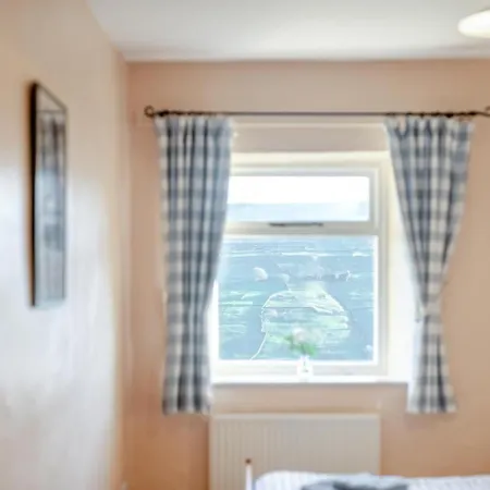 3 Bed In Row Oc-h34097 * Gunnerside